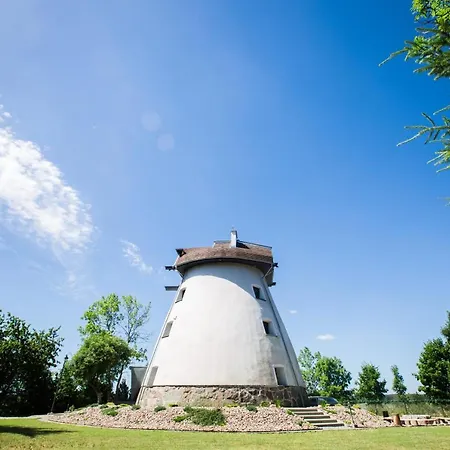 Dom Wakacyjny - Wiatrak Holenderski Na Mazurach Ryn  Exterior photo